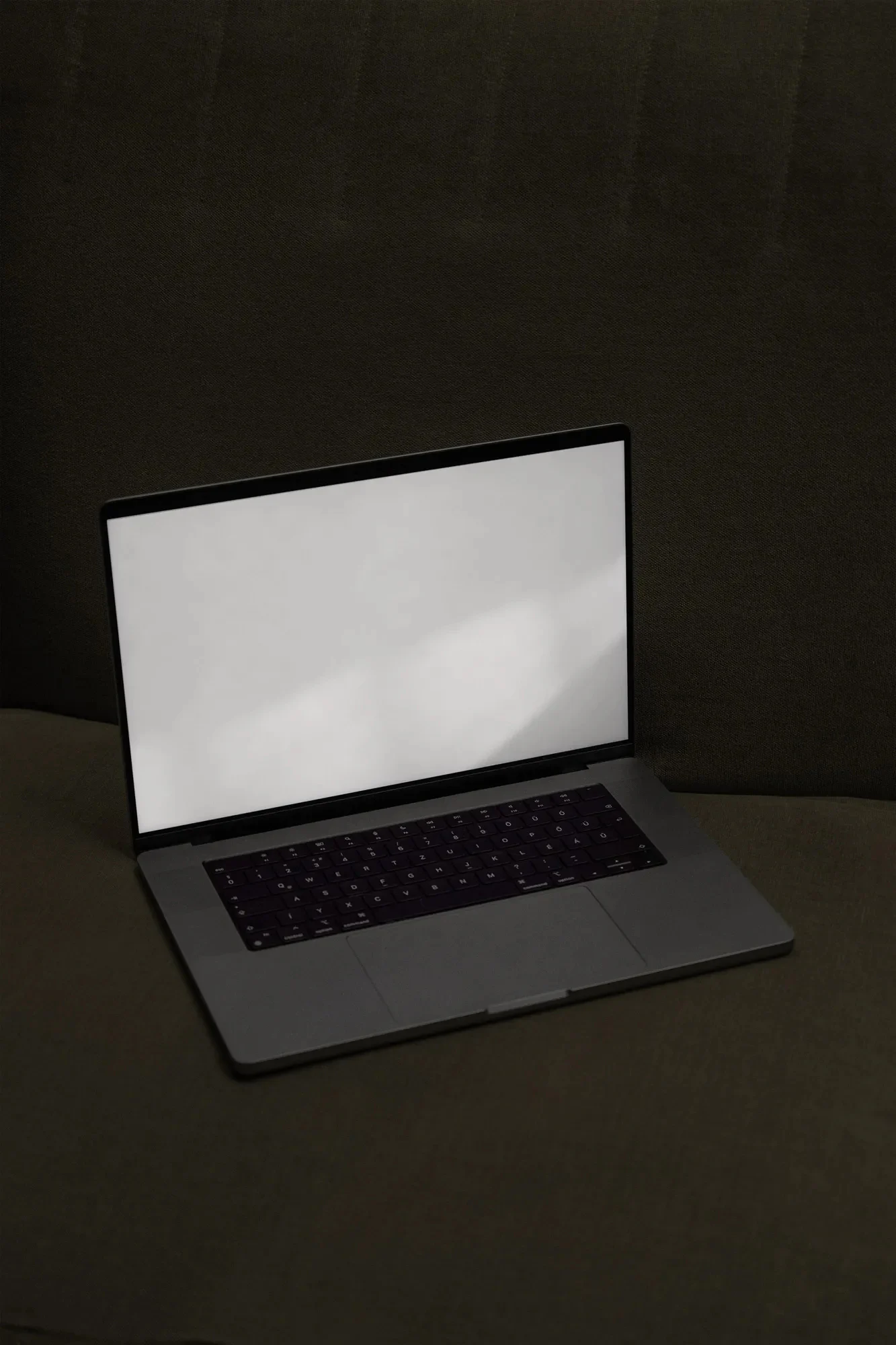 Apple MacBook Pro 样机 S006-021详情图 2