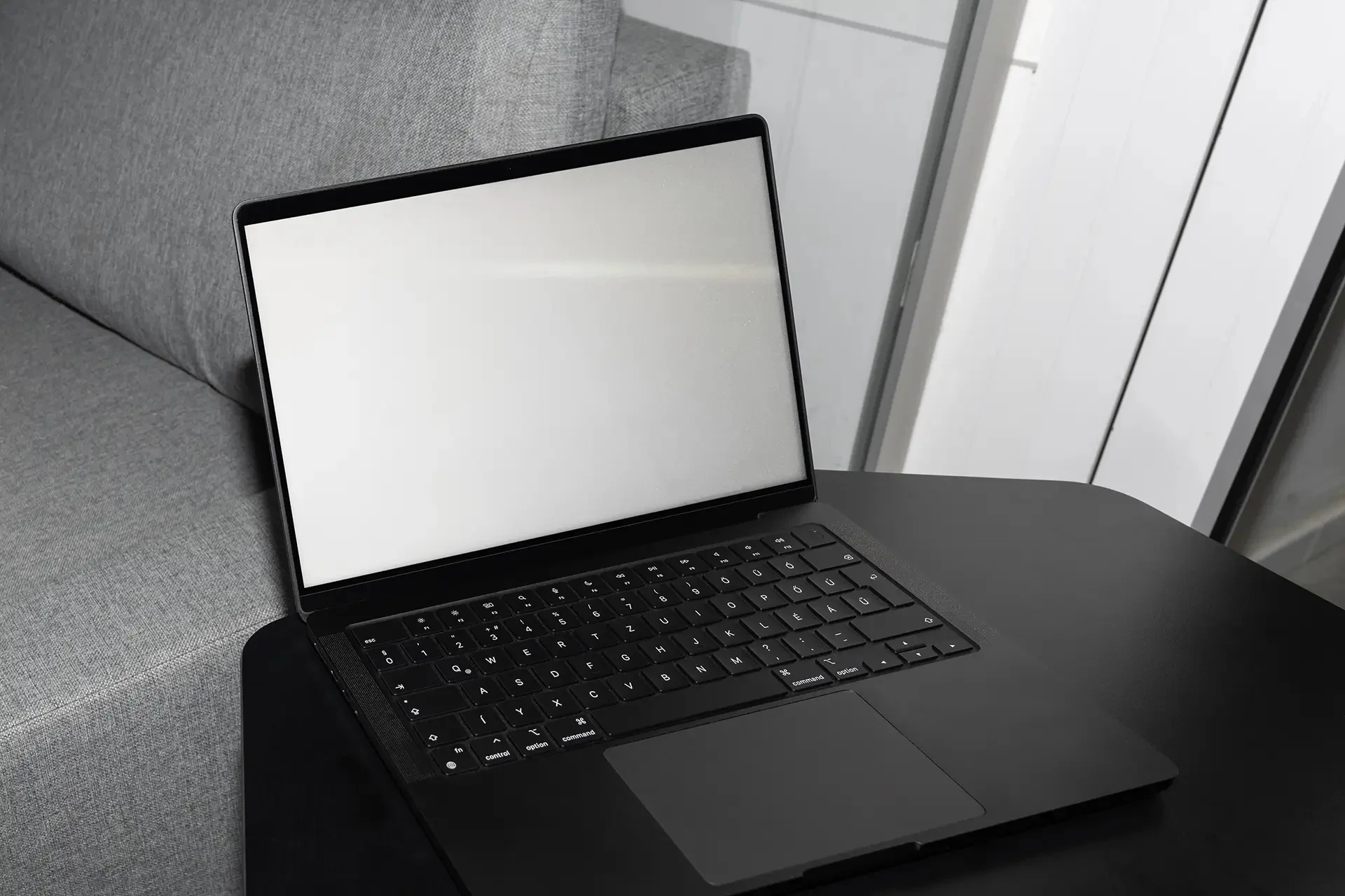 MacBook 样机 S008-013详情图 2